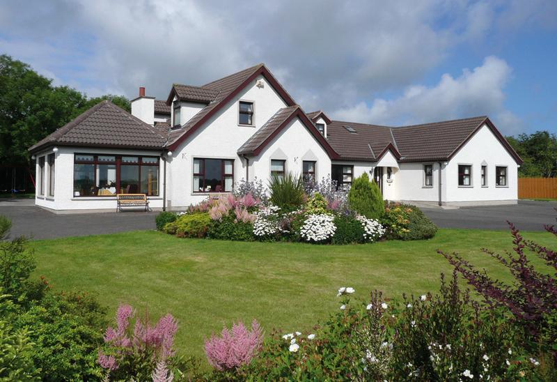Valley View Country House Bed And Breakfast Bushmills Exterior foto